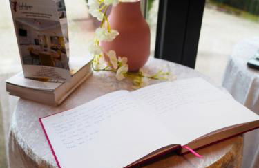 La Marilyn by Leslodgespa - Confort haut de gamme, salle de bain privée, jardin et cuisine commune, à 5 minutes de l'aéroport - Foto 7