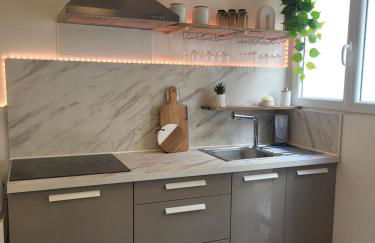 L'escale dorée au centre de Lunel - Foto 6