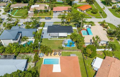 Delilas Chic 3 Bedroom 2 bath Abode with Heated Pool - Foto 45