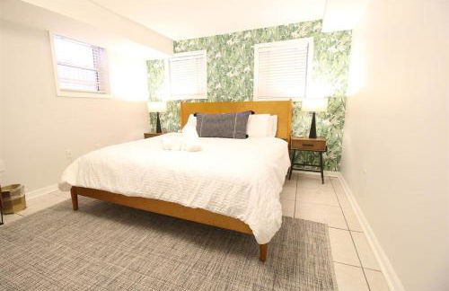 Lincoln Park Place Capitol Hill with Parking - Photo 17