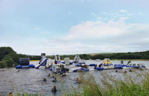 Holiday lodge, on-site watersports, Retallack Resort - Foto 18