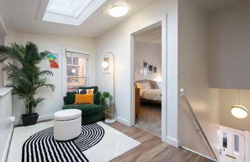 Pine Street Loft – Steps from Old Town Square! - Foto 9