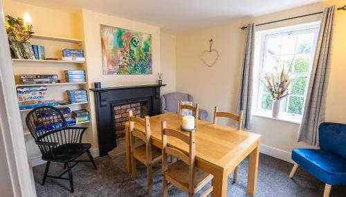 Entire cottage & private garden in Scorton - Foto 4, Game Room