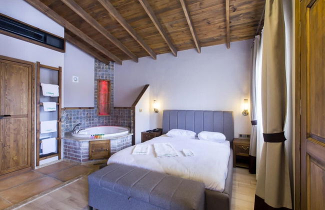 Luxurious Suits Surrounded by Nature With Jacuzzi Shared Pool in Bursa - Foto 8