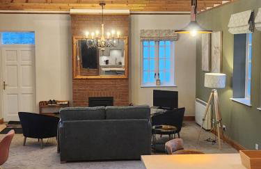 Recently refurbished former art studio - Foto 5