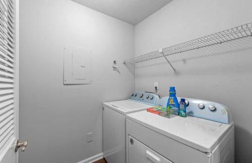 Modern Sapphire Sanctuary near Braves Stadium - Foto 15