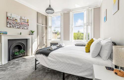 Luxury Converted Victorian Flat in Leafy Highbury - Pass the Keys - Foto 14