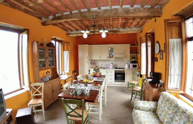 Casale on the Hills Between Lucca and the Sea, With Garden and Swimming Pool - Photo 11