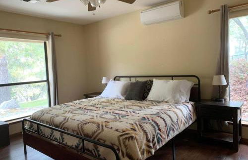 Yosemite Riverside Retreat with small beach access and air conditioning - Foto 12