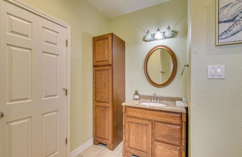 Saltwater Pool! Epic Galveston Bay Group Getaway! - Foto 31