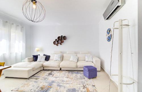 Amazing Home with Balcony & Barbecue - Foto 6