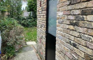 Studio with kitchen nestled lovely wooded cul du sac - Foto 14