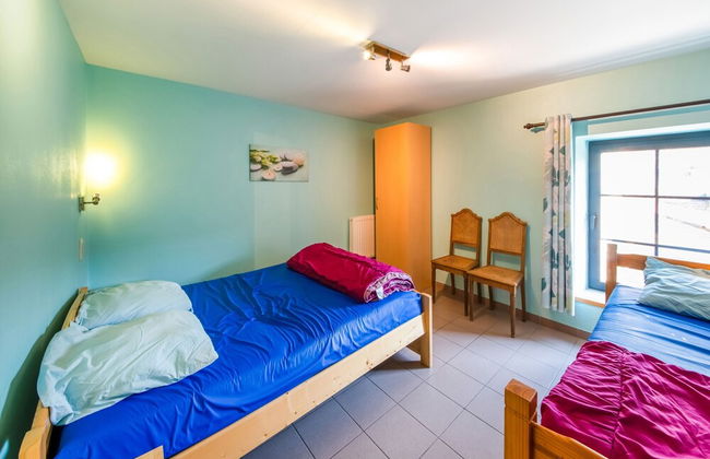 Stone Cottage with Sauna & Hot Tub near Cave of Lorette in Rochefort - Foto 15