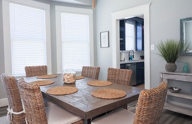 Vibrant Bungalow 2 Minutes to the Beach - Foto 4