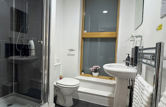 Modern 2 Bedroom City Oasis in Manchester - Foto 13