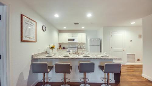 LaBelle Apartment, Close to Parks! - Foto 3