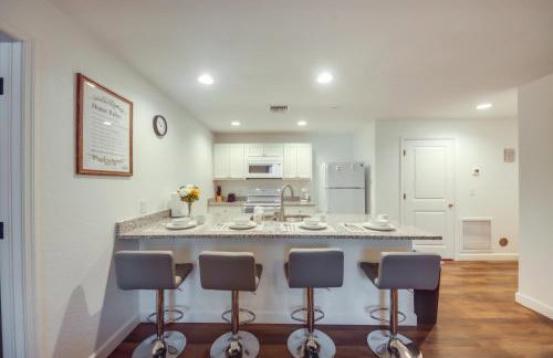 LaBelle Apartment, Close to Parks! - Photo 3