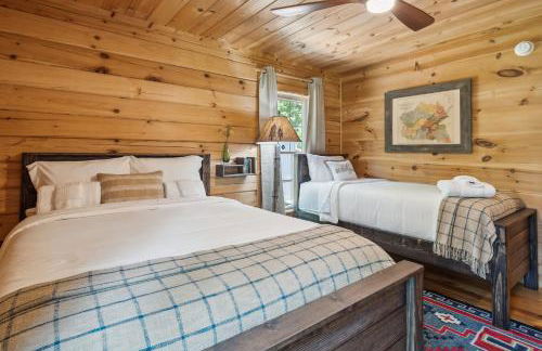 Pet-Friendly Lake Lure Cabin with Outdoor Oasis! - Foto 21