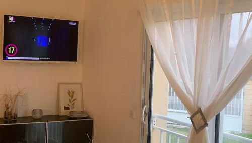 Charming Studio with Balneo Shower, Parking Included - Foto 2