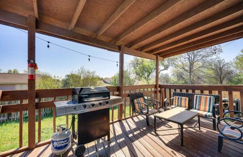 San Antonio Retreat w/ Fenced Pool, Near SeaWorld - Foto 1