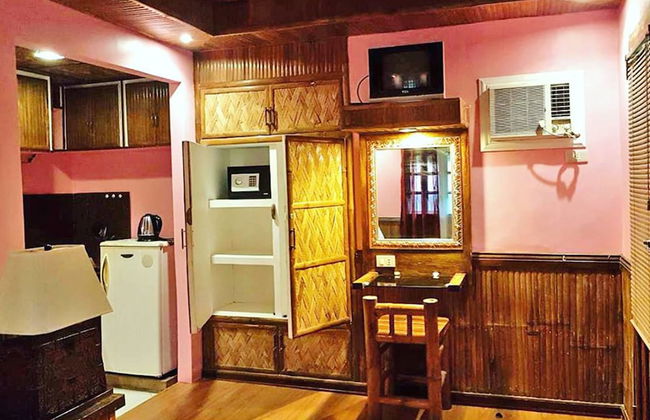 Villa Anastacia White Beach Puerto Galera - Photo 20