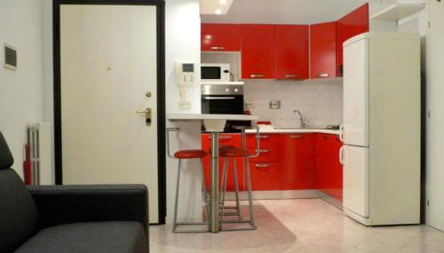 STOP&GO STATION BOLOGNA HOUSE Self Check-In 24-24 Central City-Fiera - Foto 2, stove, dishwasher, pet friendly, toaster, minibar