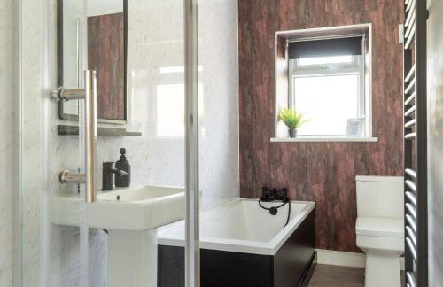 Haworth Haven - Charming Cottage with Private Garden & Summer House - Foto 7