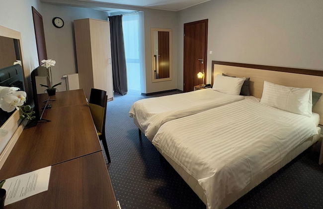 POLECZKI RESIDENCE APARTMENTS - Photo 39