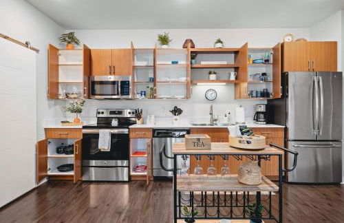 NEW Great Escape 404 2BR Condo Near Downtown and Bay - Photo 46