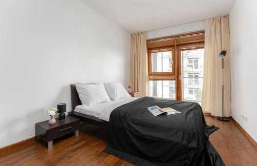 Apartament przy Arkadia 2 Sypialnie Balkon Widok 8 Pietro Metro Gdanska Garaz - Foto 13