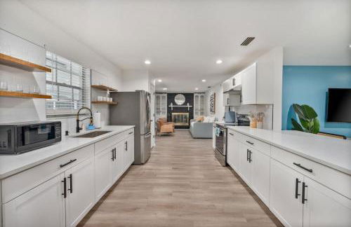 Sunny Lakeside Retreat with Pool and Firepit - Photo 42