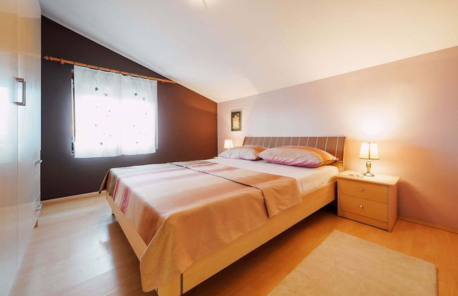 Charming 2-bed Apartment - Foto 2