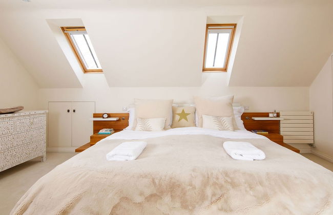 Amazing 5 BR Country Home Pool Gym Yoga Studio - Photo 11