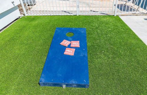 Sea Glass Dreams - Waterfront Pool Home, Mini Golf, Game Room, 110' Dock - Foto 48