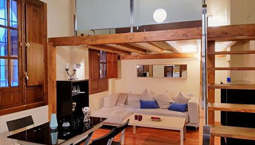 Feria Palace Apartment - Photo 4