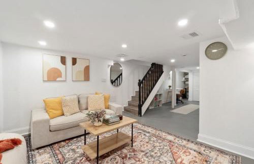 Holiday Home Brownstone City Stay 5BEDS, Private Dual Units - Foto 18