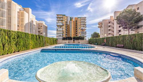 Stunning Apartment In El Campello - Photo 3