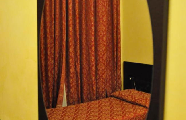 Funny Palace Hostel - Foto 16