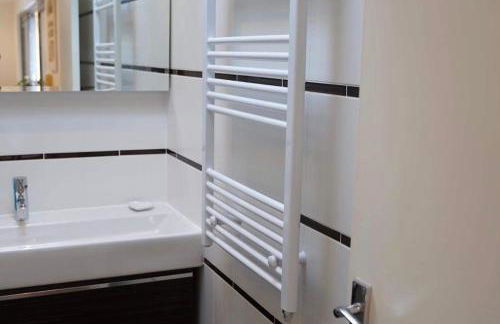 Countryside Annex- Sleeps 2 Free Parking & Garden - Foto 17