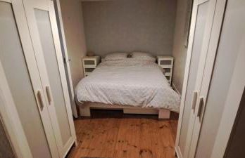 The Ugly Duckling - Photo 24