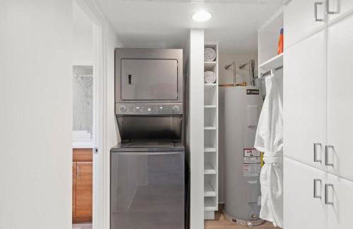 DTPH Modern Designer Studio - Pool & Parking - - Foto 36