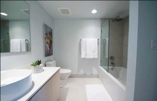 Premium Oceanview Living Full Kitchen & Miami Chic Vibes -14 A - Foto 47