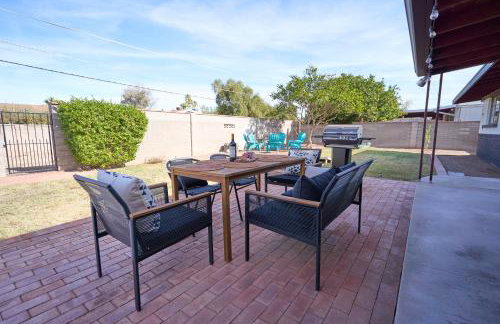 Central Tucson Mid Century, Quiet, Fully Fenced, Hot Tub - Photo 8