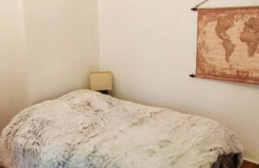 2 chambres 88m2 Extra centre historique Cahors vaste appartement convivial et cosy - Photo 19