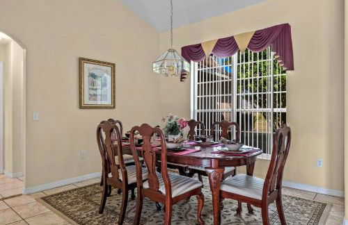 EXQUISITE VILLA - 2 Master Suites, Pool South and Spa, Gas BBQ, Game Room, WIFI - Foto 27