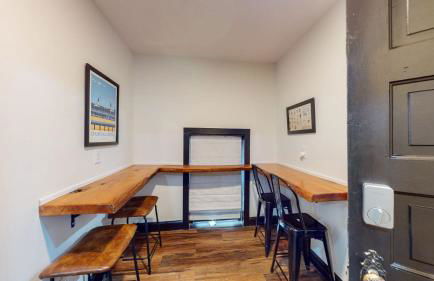 Stylish 2nd Floor Apartment with Pool Table Office Space near Churchill Downs - Foto 19