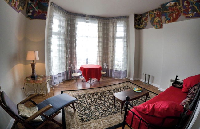 Golden Tides Seaside Retreat in Saint Leonards - Photo 1