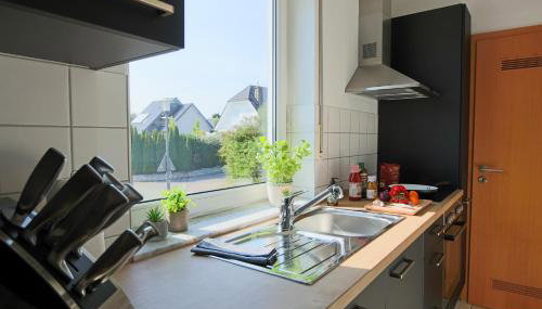 Ferienwohnungen Möhnesee - zentral, stilvoll und ruhig mit Balkon und Boxspringbetten - Foto 4, stove