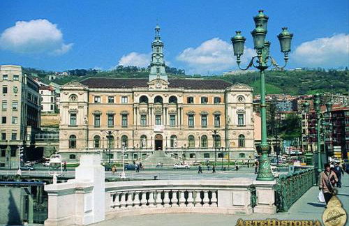 LUX CITYHALL + PARKING - Foto 26