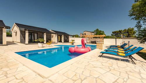 Unique Villa V with large pool - Photo 5